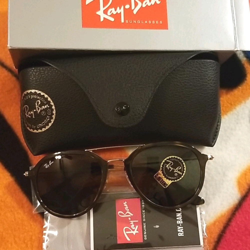 RayBan unisex sunglasses RB4253